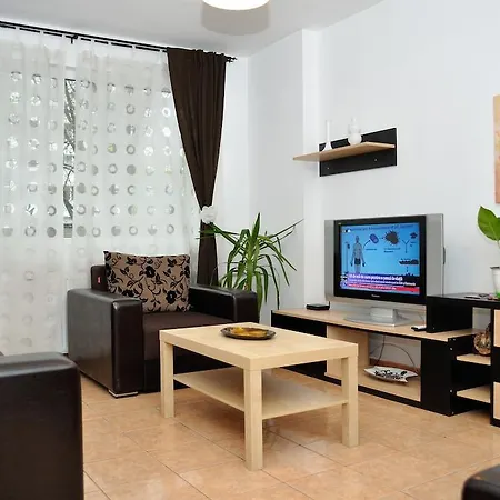 Gamma Group Accommodation Bucarest Esterno foto